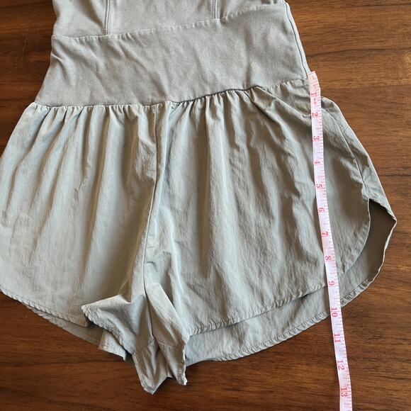 Woman’s Forever 21 Size S Army Green Romper, One Piece, Athleisure Comfy Vaca - Picture 2 of 10
